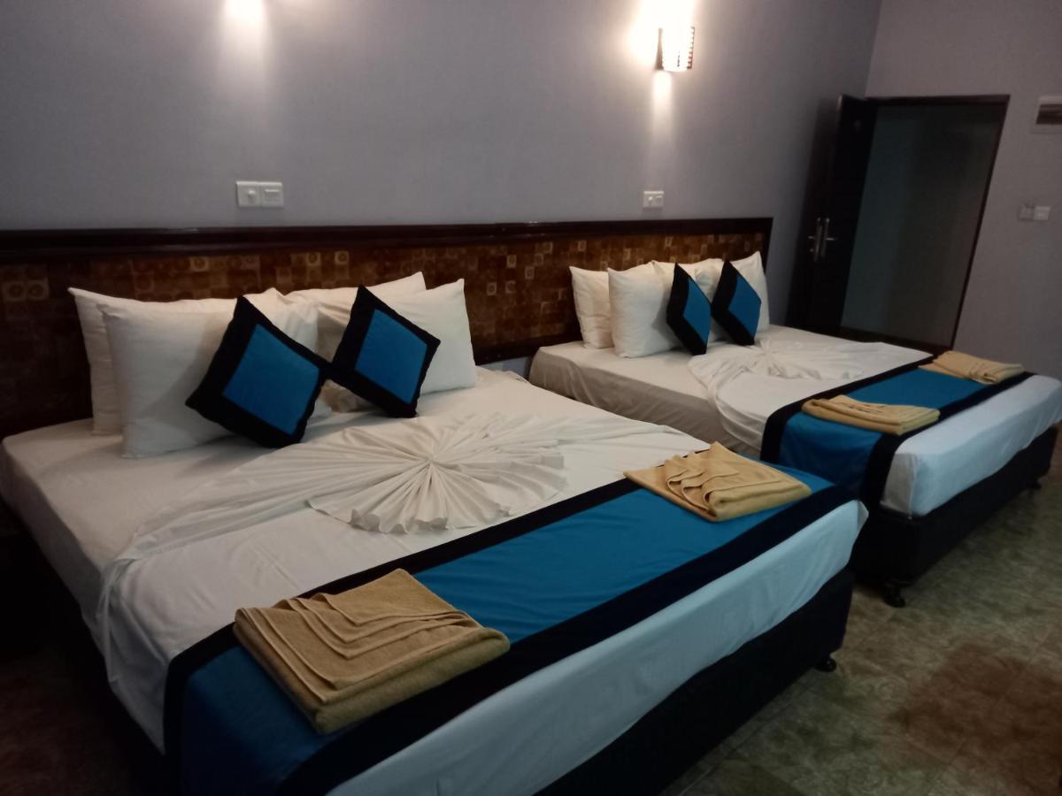Blue Sand Beach Resort Trincomalee Exterior photo