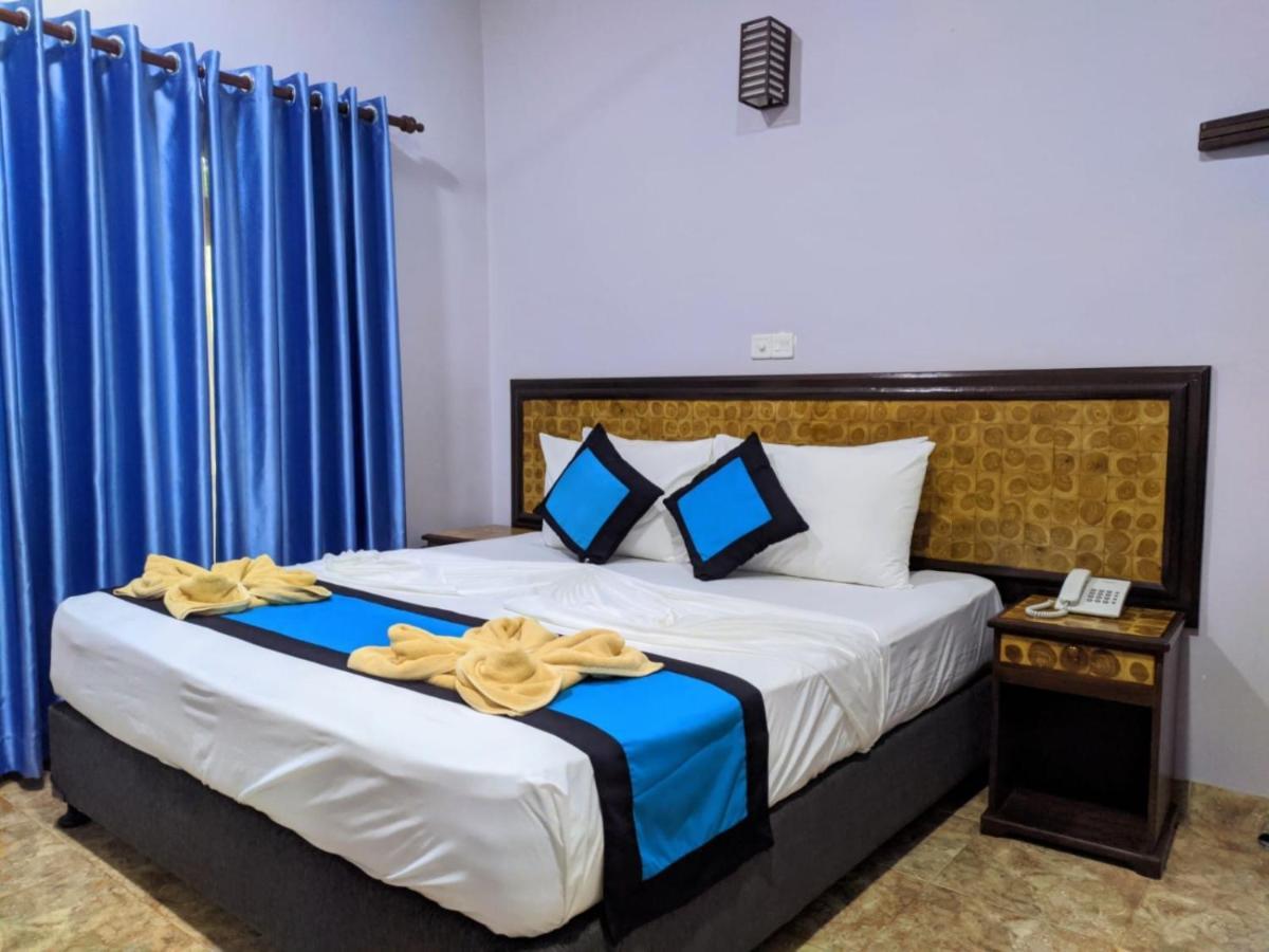 Blue Sand Beach Resort Trincomalee Exterior photo