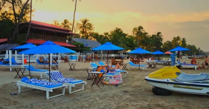 Blue Sand Beach Resort Trincomalee Exterior photo